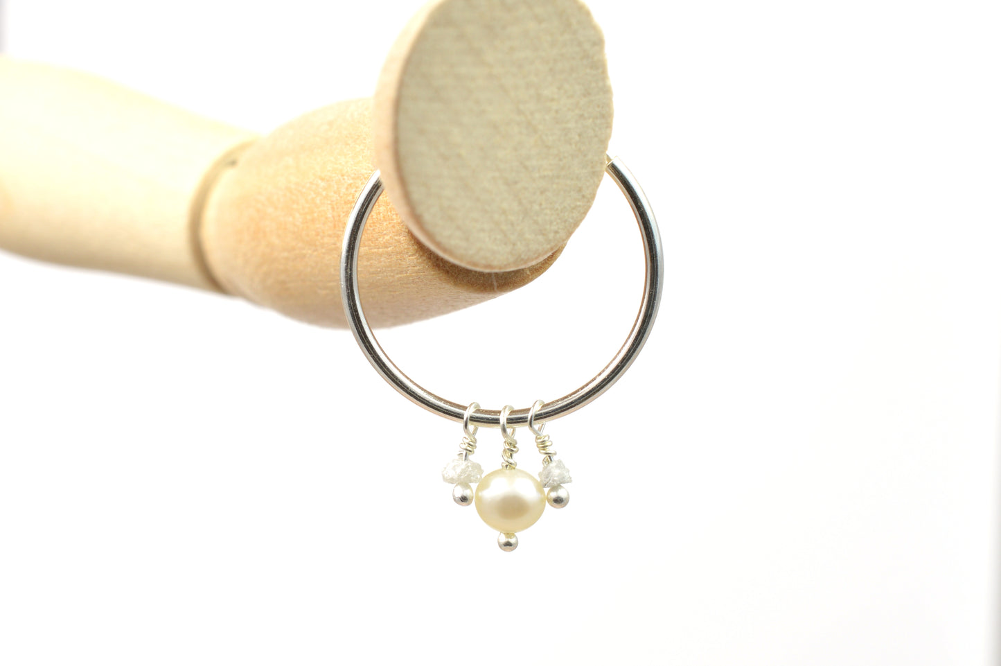 Creolen Ohrringe mit Diamanten und Perle