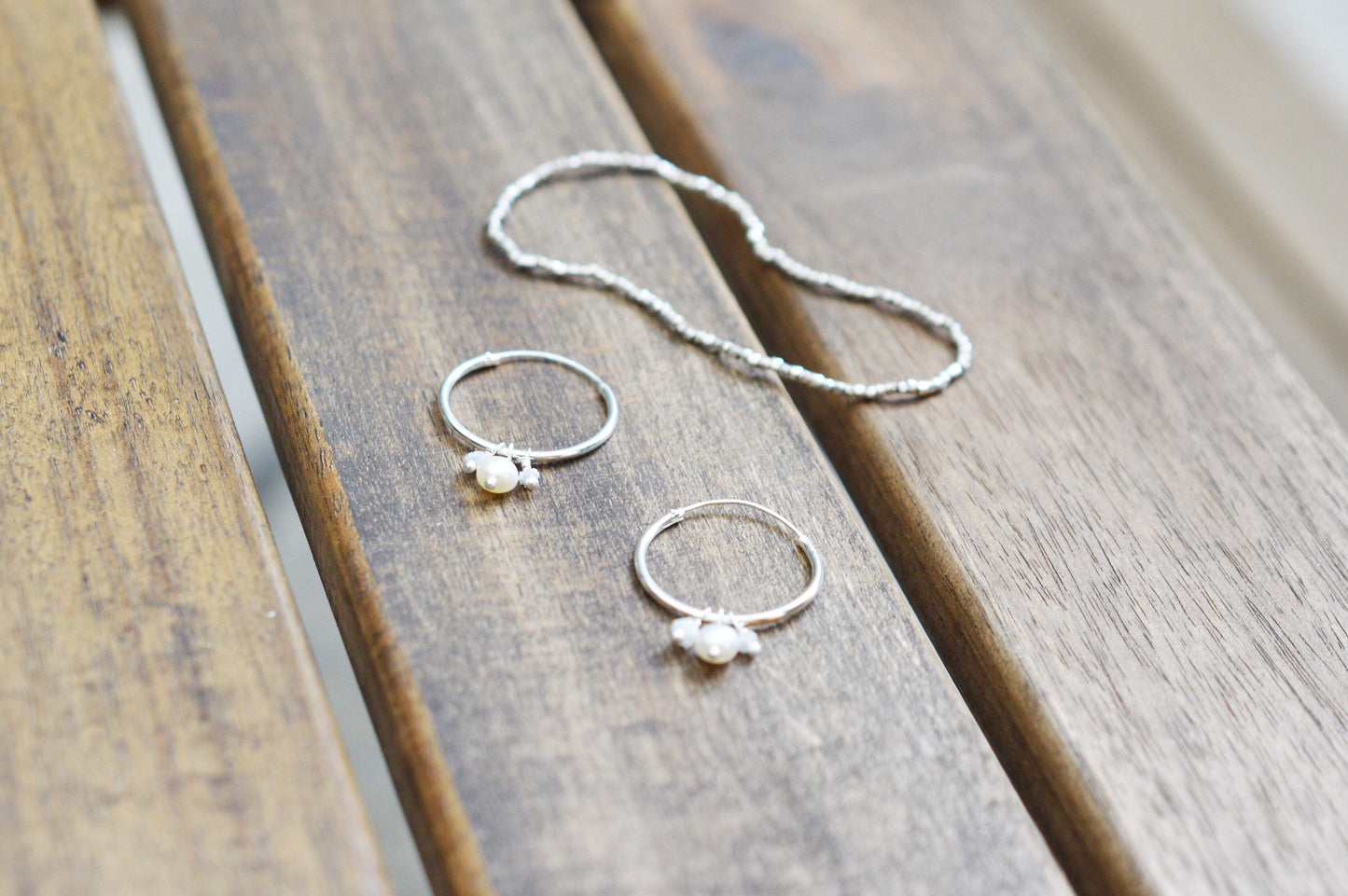 Creolen Ohrringe mit Diamanten und Perle