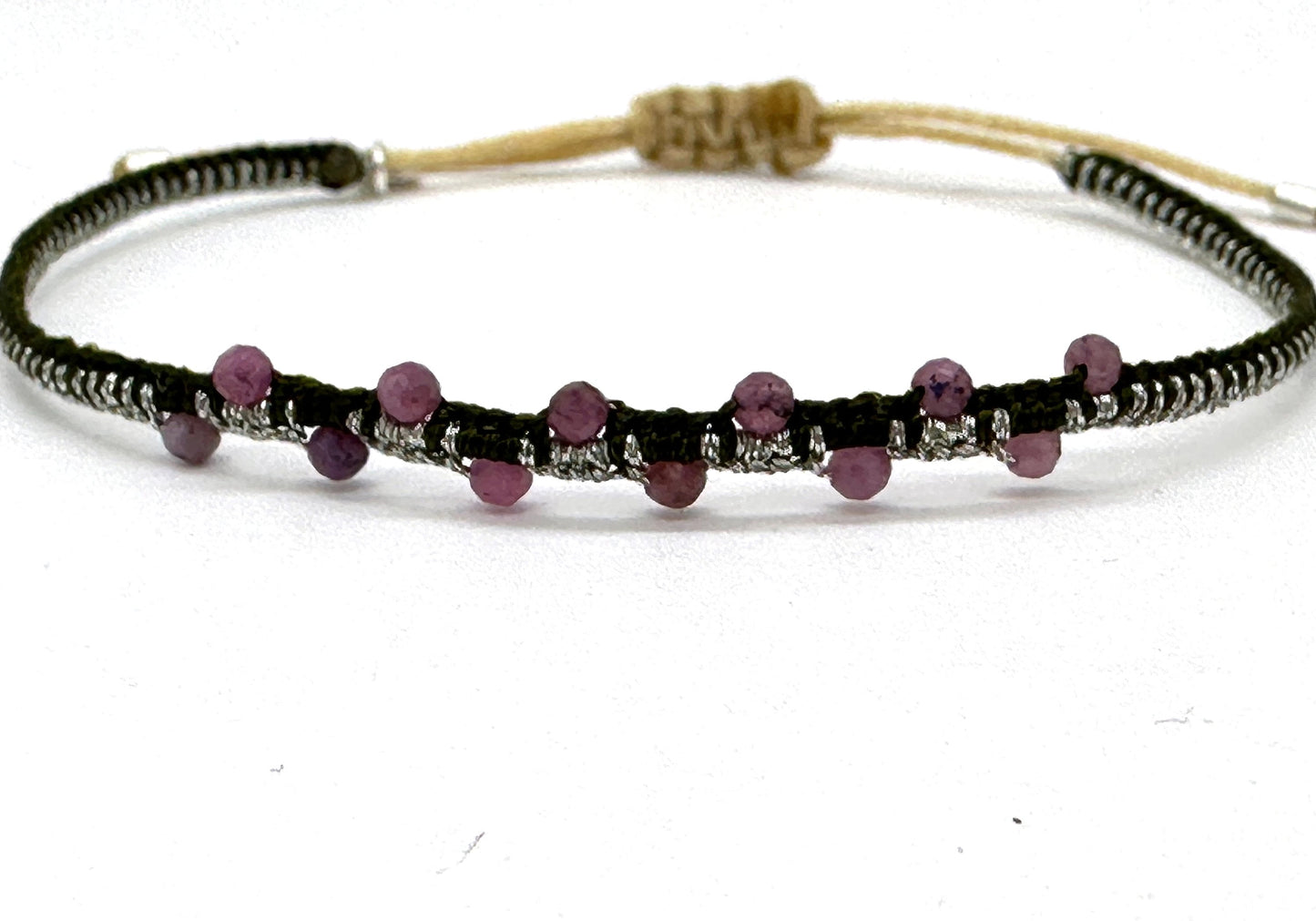 Gewebtes Armband dunkelgrün / silber mit echten Edelsteinen